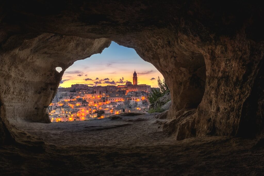 Coucher de soleil sur Matera Matera travel tourism landmark