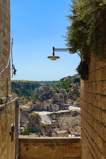 Secrets polychromes des glises sous Matera travel tourism landmark